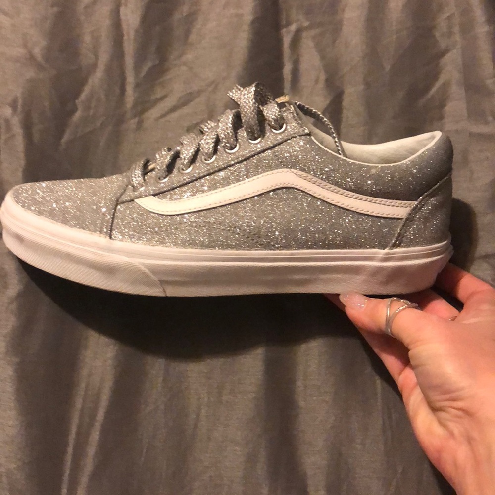 Silver sparkle